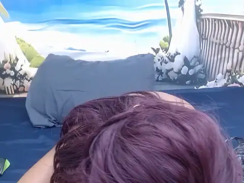 queenOfboobs webcam