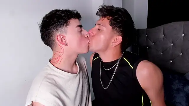 naughtysalomonn webcam