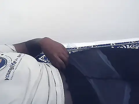 MsdaizyXx webcam