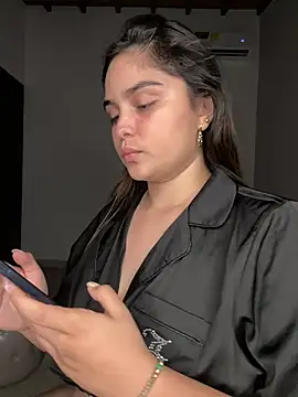 Sarasweet_sex webcam