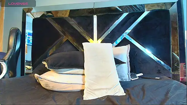 Adara_Ferrara webcam