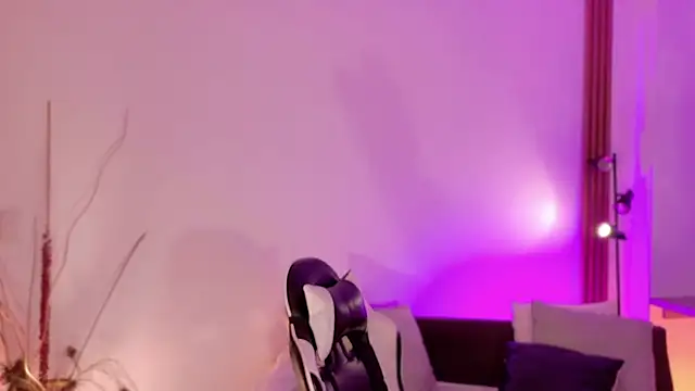ChloeMoreti webcam