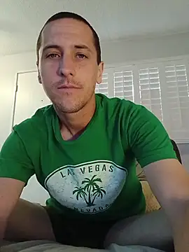 slickdickfreak - Slickdickfreak's free webcam - UK Sex Cams