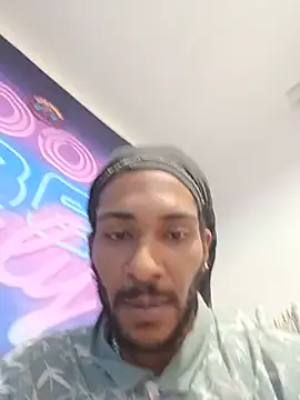 Mikaaa97 webcam