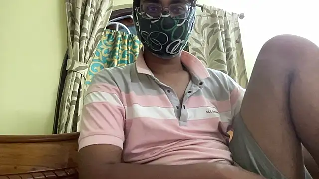 Slave_Aryan webcam