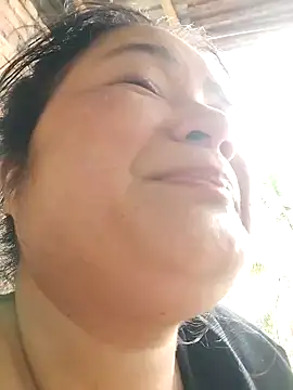 BigAss-69 webcam