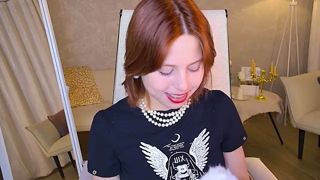 VivienneHebert webcam