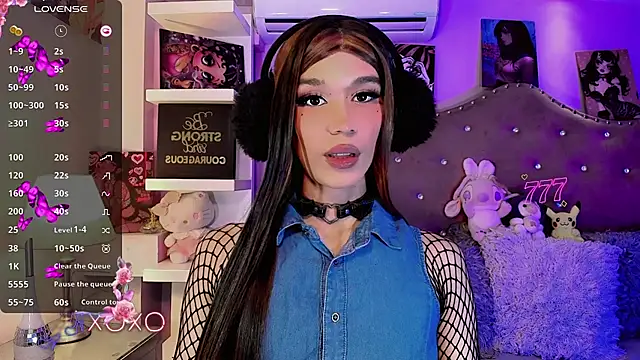 Megaan_Dolll webcam
