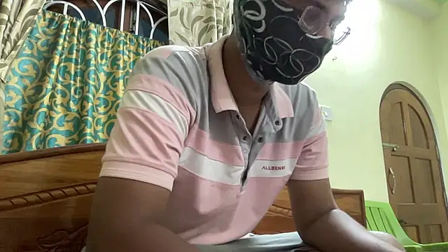Slave_Aryan webcam