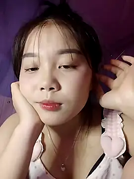 Baa-bee22 webcam