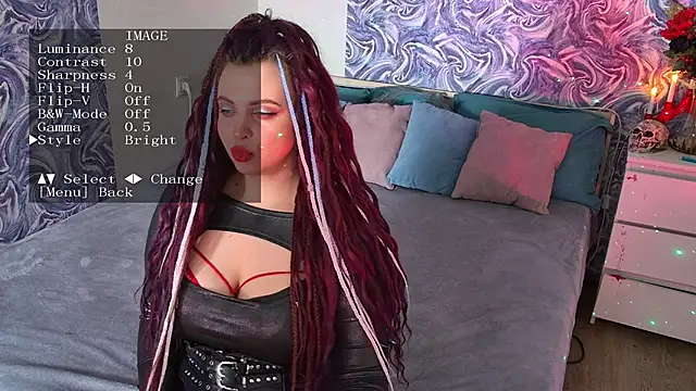 Miss_Maya_Mils webcam