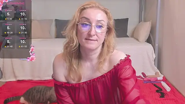 MadissonKiss webcam