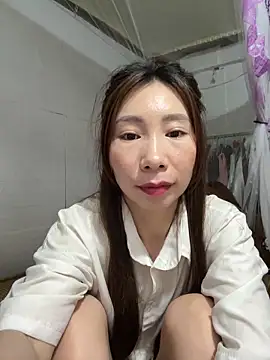 Adela-222 webcam