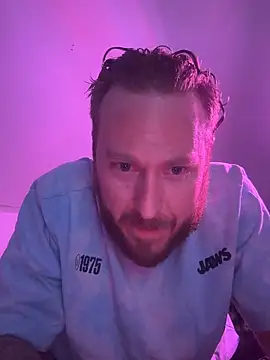 MrPurple999 webcam