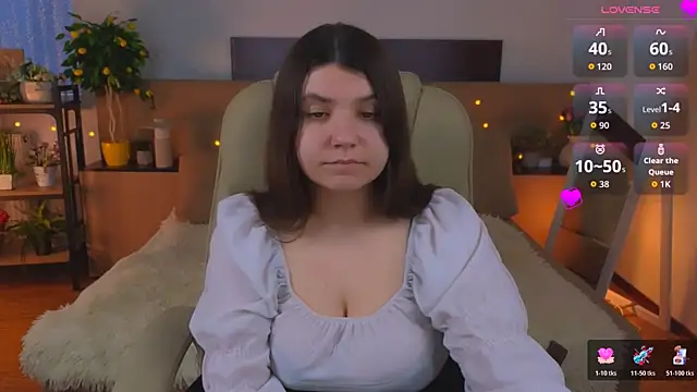 Viola__Shy webcam