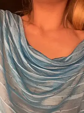 Bellalolahot webcam