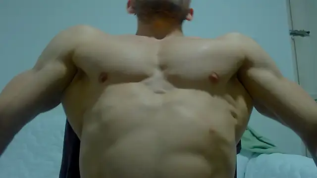Rocky_Muscle webcam