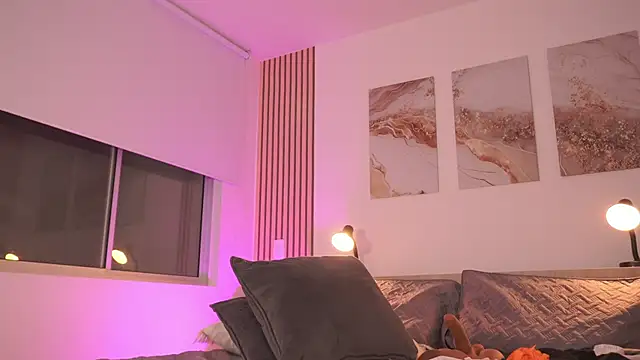 LillyThompson webcam