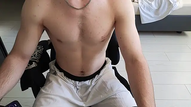 chantatummm webcam