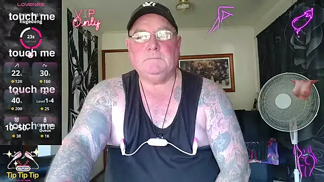 KINKYBLUEYES69