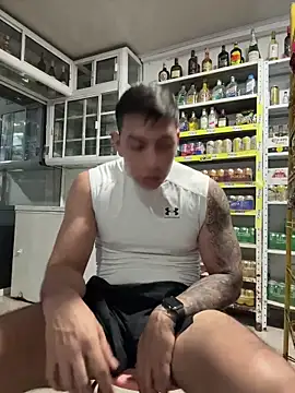 OliverWest04 webcam