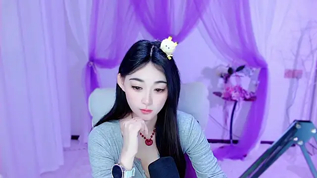 tili_lucky - Tili_Lucky's free webcam - UK Sex Cams