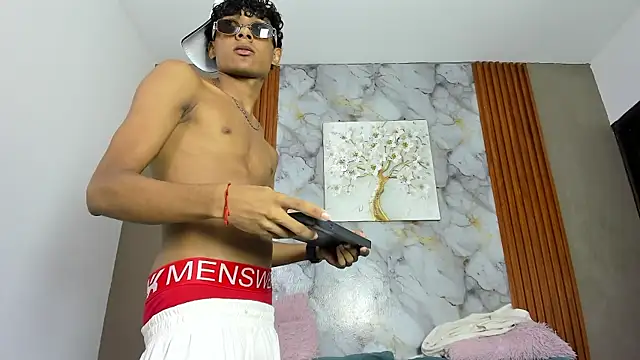 BOUL_GUYS webcam