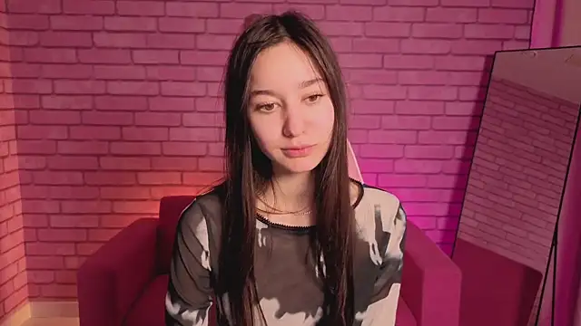 Nicole_Brownie webcam