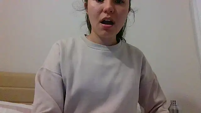 _andygirl webcam