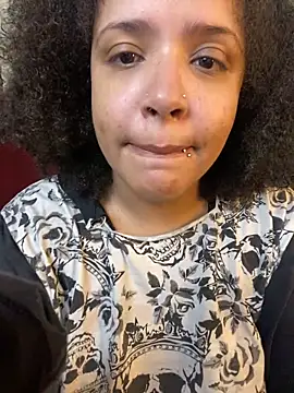 99_Lilith webcam