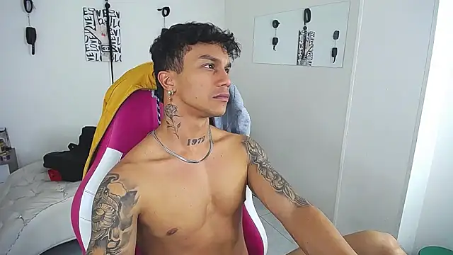 Leonard_Price webcam