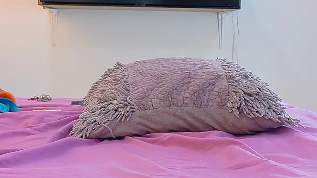 CamilaJohnston webcam