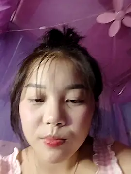 Baa-bee22 webcam