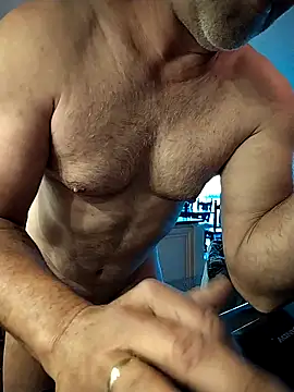 kevincumporn Live Webcam on Stripchat