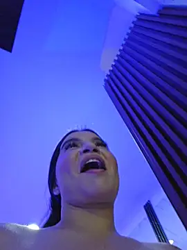 Pretty_Julieta webcam