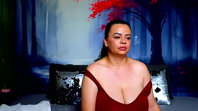 ElizabethEven webcam