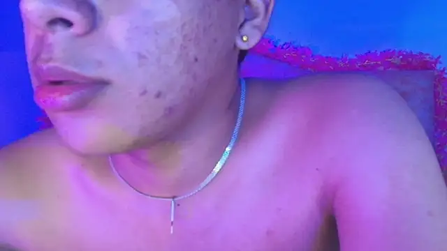 noa_hot69 webcam