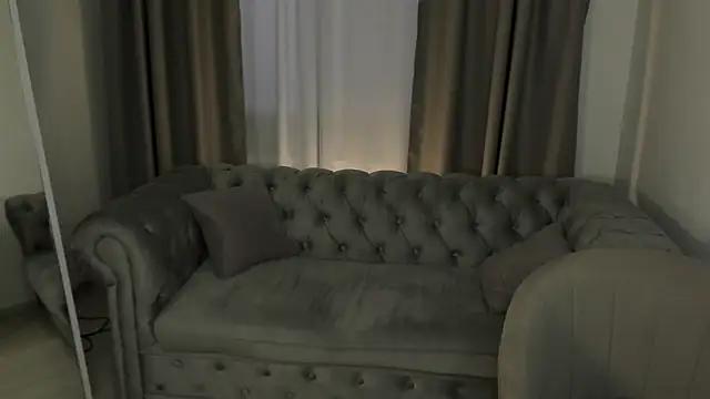 EffieMinki webcam