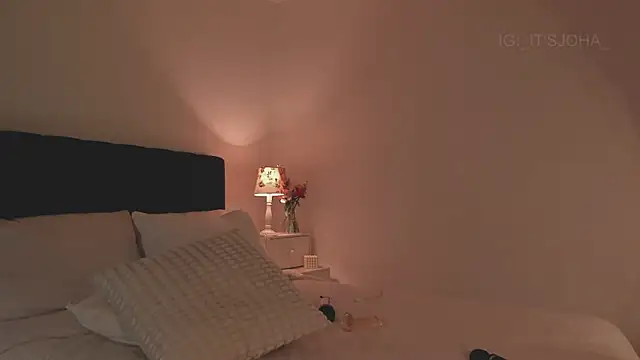 Lovinggirl_ webcam