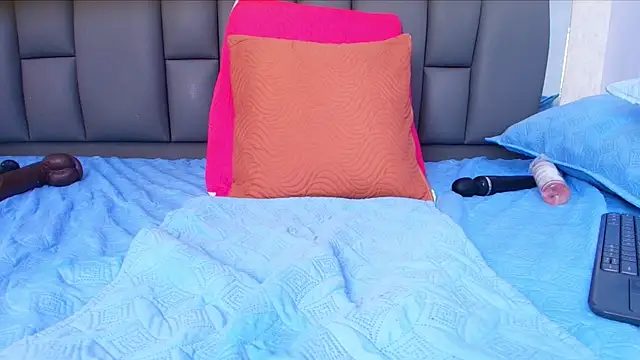 melany_roberts_ webcam