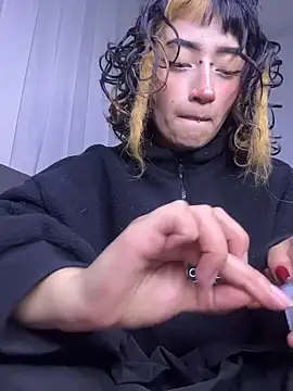 baby_akuma webcam