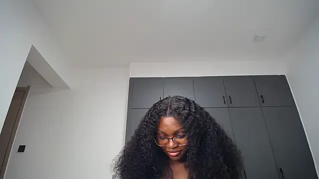 Pretty_Liya08 webcam