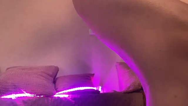 amanda_strong
