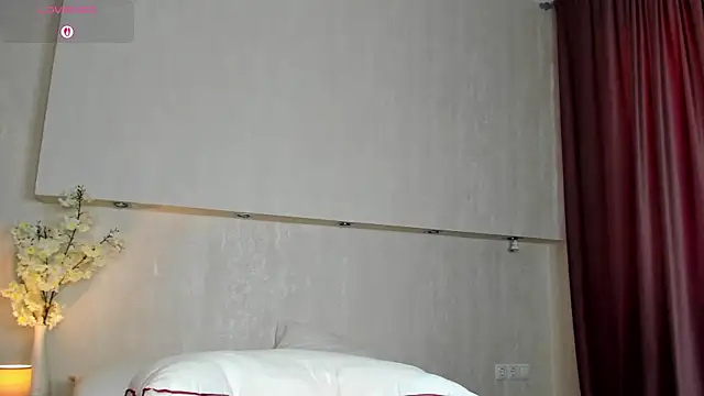 Erika_Carpenter webcam