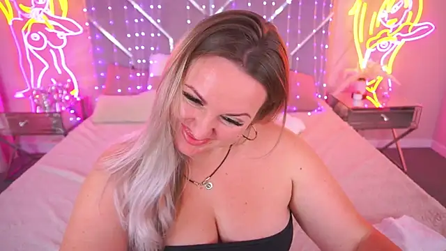 KiraCandyS webcam
