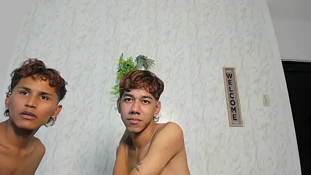 boys_yourparty webcam
