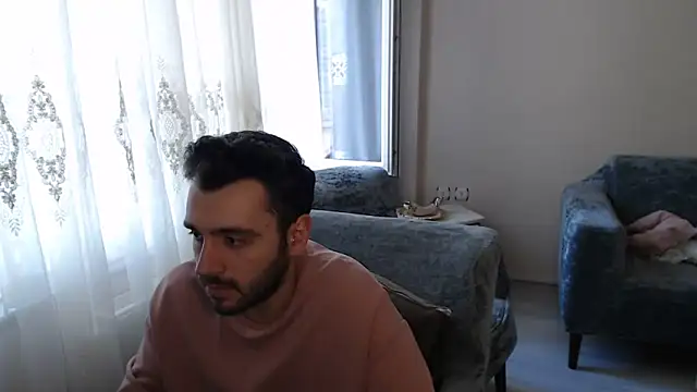 handsomeee04 webcam
