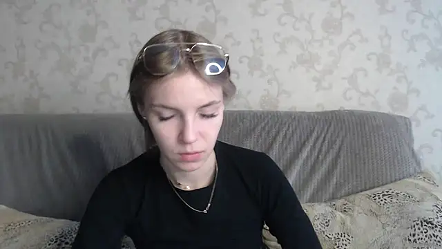 HitGyrl webcam