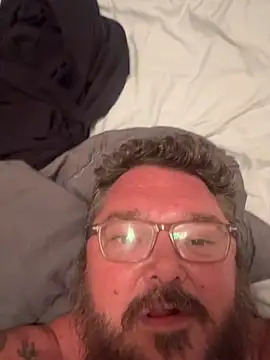 TatooedBear webcam