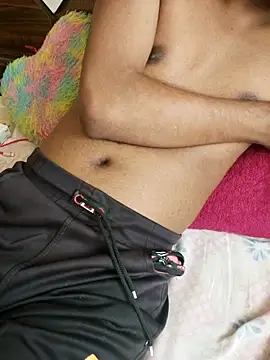 handsomeboyrk webcam